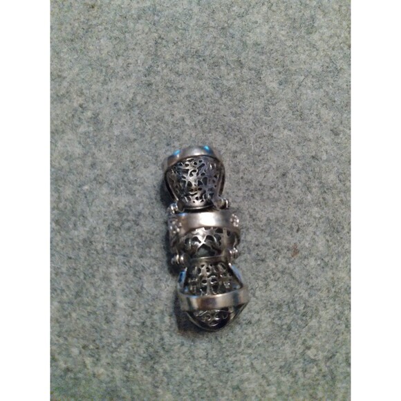 Vintage Style Triple Finger Armor Ring Silver Filigree Gothic Statement Jewelry - Picture 2 of 4